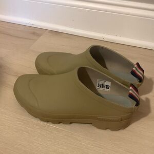 Seavees Bodega Clog in Dune